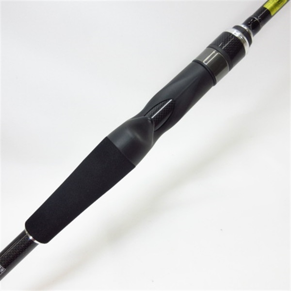 ２４シルベラードＵＸ２４ＧＳＩＬＵＣー７６２ＭＬ